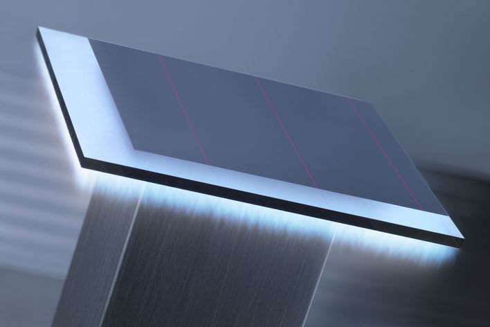 Randentschichten und Kantenisolation von Dünnschichtsolarmodulen